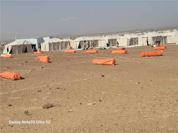 شكاوى من نازحين تتهم بوجود تلاعب في توزيع المساعدات الإيوائية بمأرب