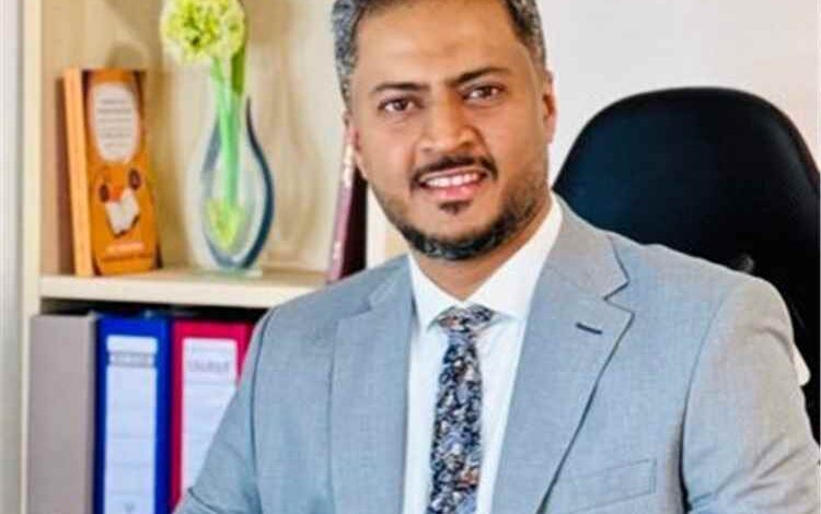 صحفي: الحـ.ـوثيون يعيدون سيناريو الحديدة في جبل دباس.. وهجمات متكررة وخسائر فادحة