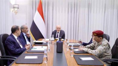 عاجل : مجلس القيادة الرئاسي يعقد اجتماعًا طارئًا ويعتبر الرحلة الإيرانية إلى صنعاء انتهاكًا لسيادة اليمن
