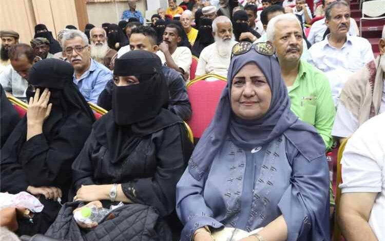 عدن تودع "فارس المسرح " في حفل تأبين مهيب للراحل سعيد علي عولقي بمسرح الفقيد رائد طه