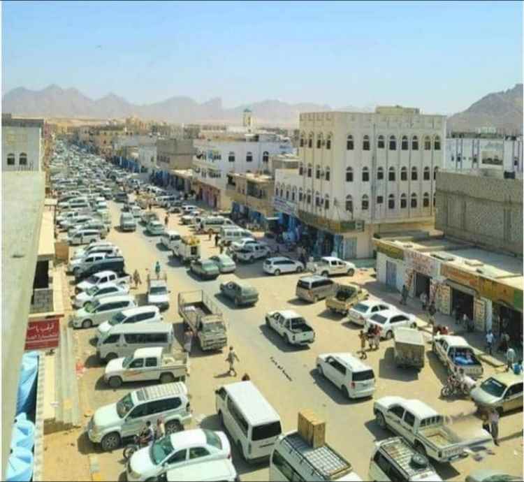 عزان تغرق في ظلام دامس و الأهالي يطالبون بعودة التيار الكهربائي ليلاً