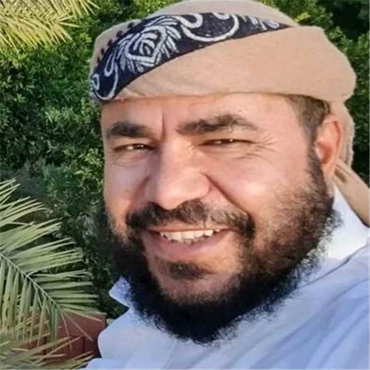 عضو مجلس النواب الحزمي: لا تساووا بين الدولة والانقلاب.. أصل الأزمة بدأ من سقوط مؤسسات اليمن