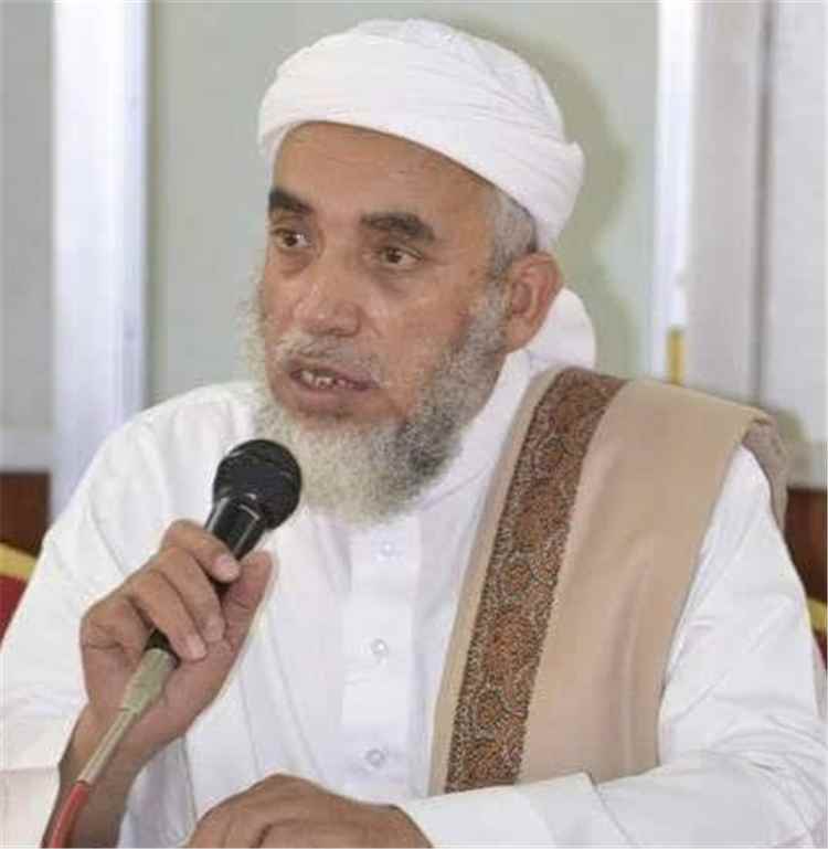 علماء ودعاة يحذرون من المشروع الإيراني ويؤكدون وجوب مساندة القيادة السياسية والجيش في معركة استعادة الدولة