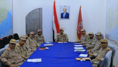 قادة الجيش الوطني يجتمعون في مأرب وصدور توجيهات رئاسية عاجلة برفع الجاهزية إلى الدرجة القصوى