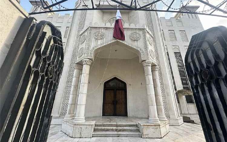 قطر تنفي استضافة وفد إيراني في سفارتها بدمشق