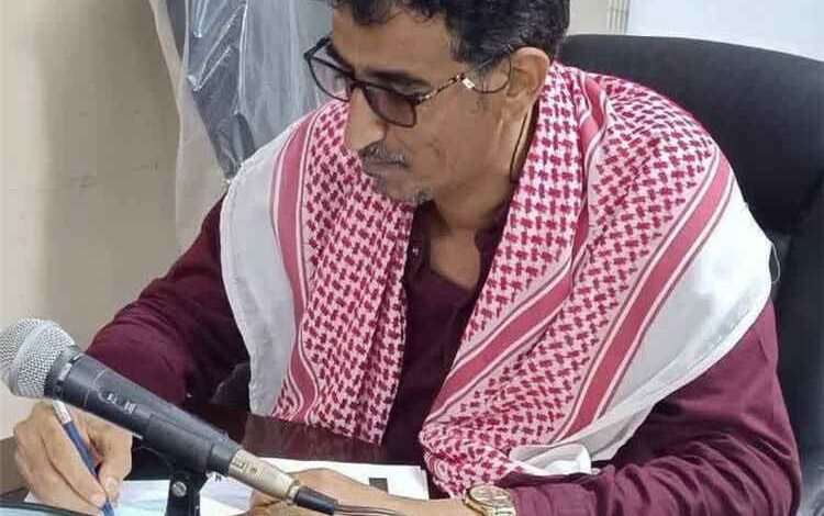 قيادة السلطة المحلية بالحوطة تدعو لاجتماع موسع لمناقشة الأوضاع الأمنية والخدمية