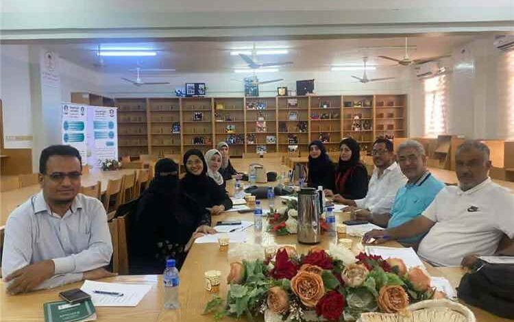 كلية الإعلام بجامعة عدن تدشن دورة تدريبية لتوصيف المساقات وفق القالب الأكاديمي الجديد
