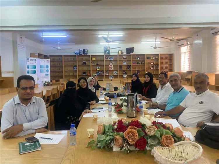 كلية الإعلام بجامعة عدن تدشن دورة تدريبية لتوصيف المساقات وفق القالب الأكاديمي الجديد