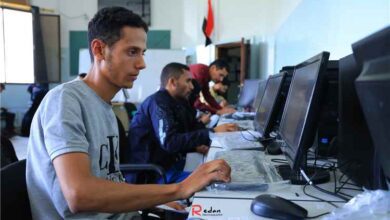 كلية العلوم الإدارية بجامعة تعز تدشن نظام التصحيح الذاتي للاختبارات