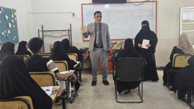 كلية اللغات بجامعة عدن تختتم امتحاناتها للفصل الثاني