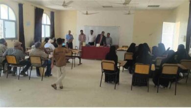 كلية يافع الجامعية بجامعة لحج تختتم الدورة الأولى في كفاءة اللغة العربية بمشاركة 16 متدرباً ومتدربة