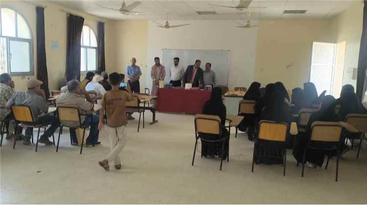 كلية يافع الجامعية بجامعة لحج تختتم الدورة الأولى في كفاءة اللغة العربية بمشاركة 16 متدرباً ومتدربة
