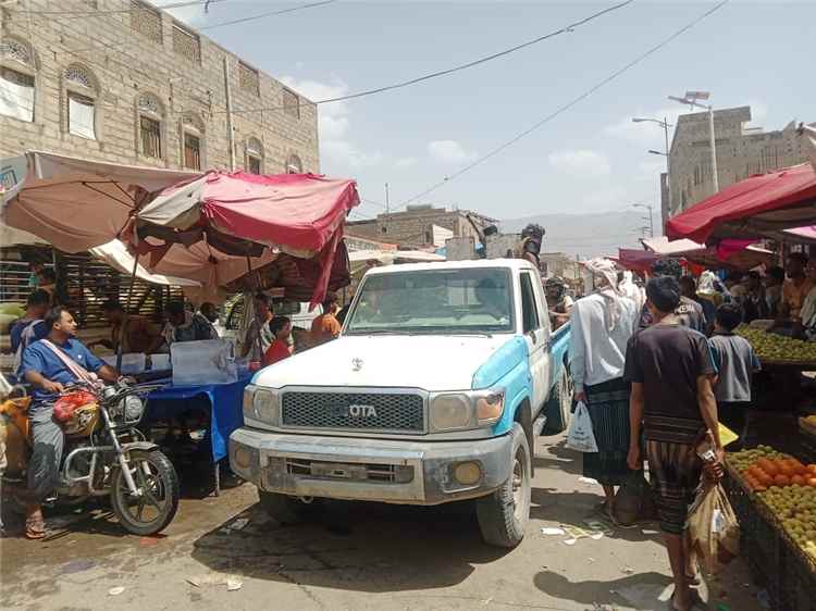 لودر - حملة أمنية لإلزام أرباب المحلات بدفع الضرائب