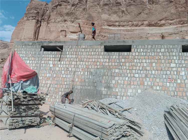 مؤسسة وادي دوعن للتنمية تنتهي من إنشاء خزان بامشموس للمياه بمنطقة القرين