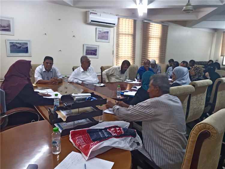 مايسة عشيش: العام الدراسي المقبل سيكون عاما للعمل الميداني وتصحيح أوضاع التعليم في عدن