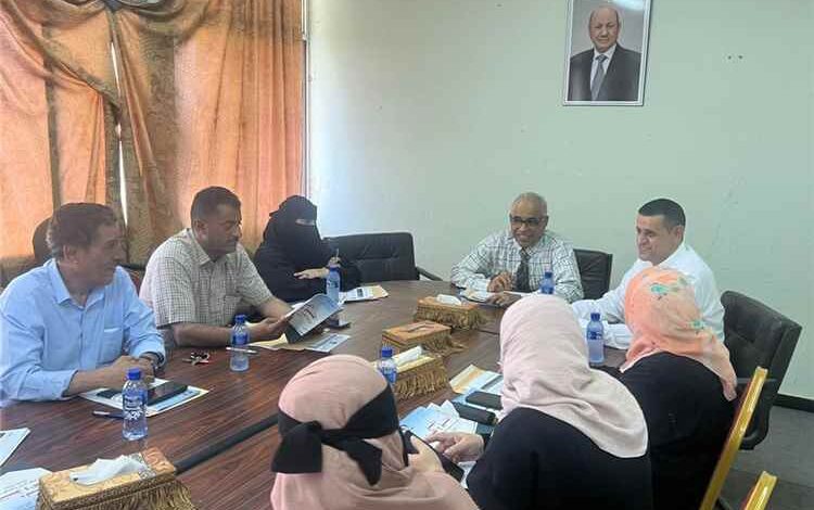 مجلس شؤون الطلاب بجامعة عدن يناقش ملفات القبول والشهادات