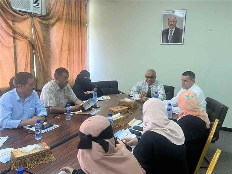 مجلس شؤون الطلاب بجامعة عدن يناقش ملفات القبول والشهادات