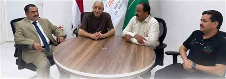 محافظ حجة يطلع على إنجازات مشروع "مسام" في تطهير المناطق المحررة من الألغام