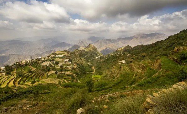 محافظة العيدابي.. وجهة سياحية تجمع بين الطبيعة الجبلية والإرث الزراعي في جازان