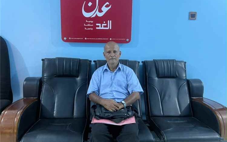 مختص في إدارة الأعمال يدعو “اليمنية” لمراجعة إجراءاتها بعد تأخر هبوط رحلة عدن بسبب الرياح