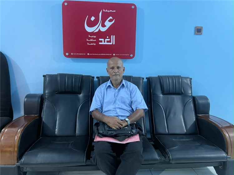 مختص في إدارة الأعمال يدعو “اليمنية” لمراجعة إجراءاتها بعد تأخر هبوط رحلة عدن بسبب الرياح