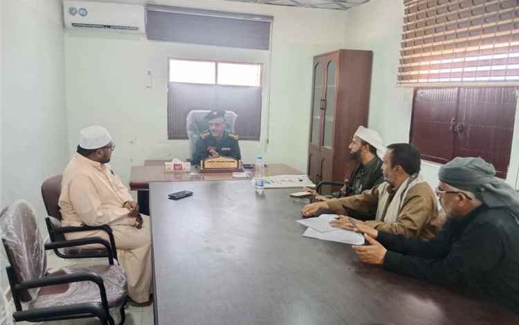 مدير أمن حبان يترأس اجتماعاً للأمناء الشرعيين بالمديرية للوقوف أمام ظاهرة إطلاق النار في الأعراس والمناسبات