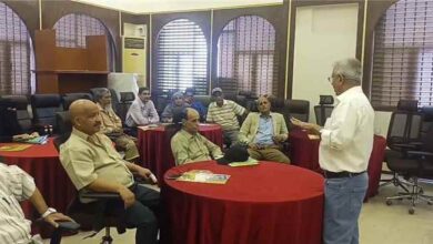 مدير صحة عدن يدشن دورة لتنمية مهارات كوادر المكتب في الإدارة والتخطيط الصحي