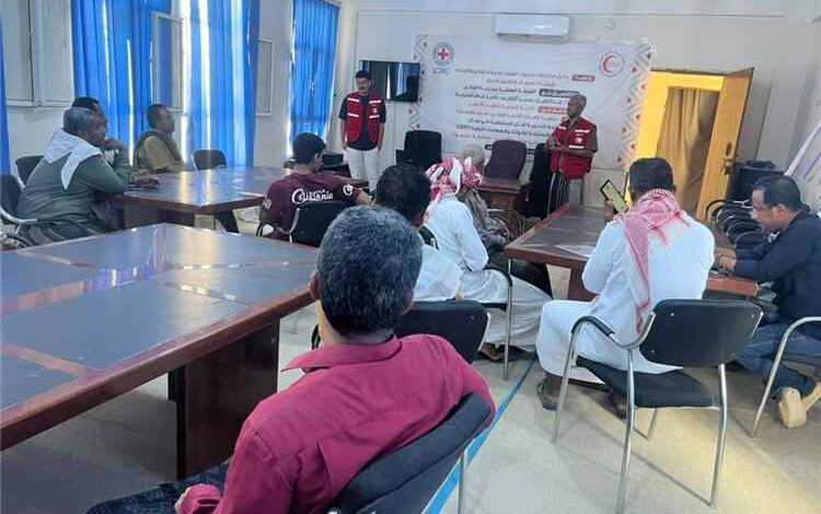مدير عام القطن يدشن الدورة التدريبية للجان المجتمعية في مجال الاستعداد والاستجابة للكوارث والاسعافات الاولية للمجتمع المحلي بالمديرية