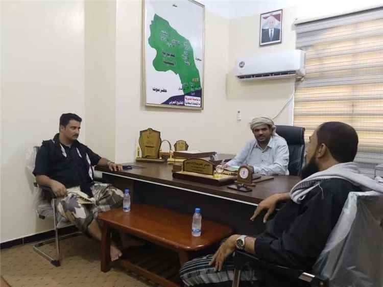مدير عام المسيلة يترأس اجتماع اللجنة الأمنية لمناقشة تعزيز الجاهزية الأمنية بالمديرية