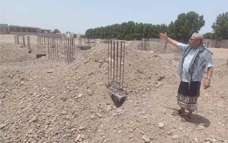 مدير عام تبن يوجه باستئناف تنفيذ مشروع المركز الصحي بمنطقة اللحوم