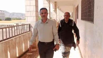 مدير عام ردفان يوجه بصرف حافز المعلمين والمعلمات لشهر مايو ويؤكد الوفاء بالتزامات السلطة المحلية تجاه القطاع التربوي