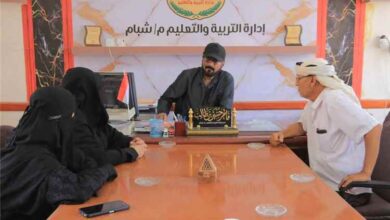 مدير عام شبام يطّلع على التحضيرات النهائية لإطلاق المخيم الإبداعي لقسم تعليم الفتاة بإدارة التربية والتعليم بالمديرية