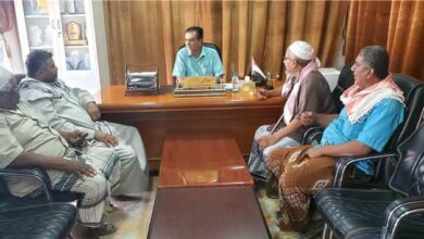 مدير عام مديرية القطن يلتقي لجنة الزواج الجماعي الثاني بمديرية القطن