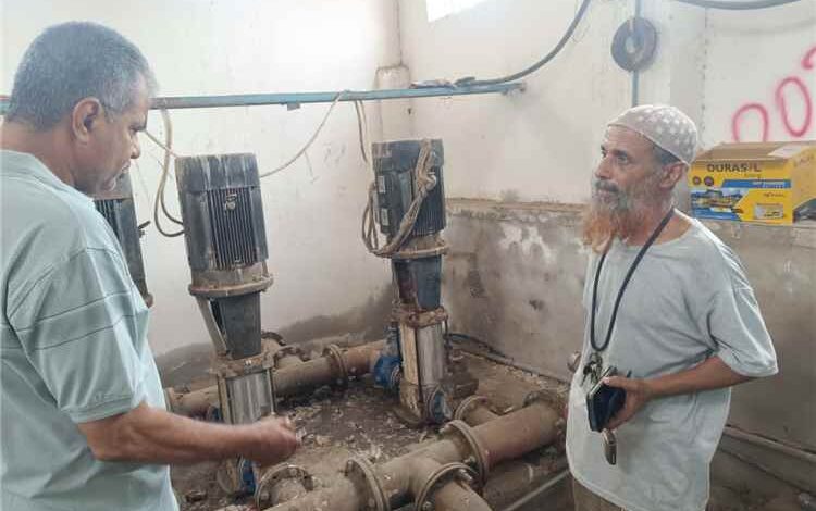 مدير عام مديرية المعلا يوجه برفع تقرير عاجل باحتياجات صيانة مضخة مياه الشيخ إسحاق