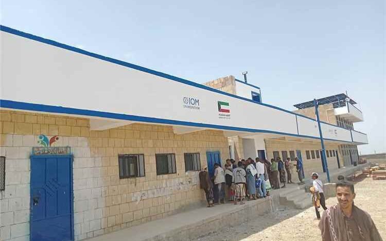 مدير عام مشرعة وحدنان يفتتح مشروع إعادة تأهيل مدرسة الإخلاص بتمويل من دولة الكويت