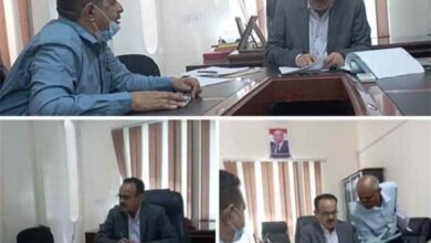 مدير عام مكتب الصحة بتعز يناقش تشغيل مركز الحلية الصحي بمديرية خدير