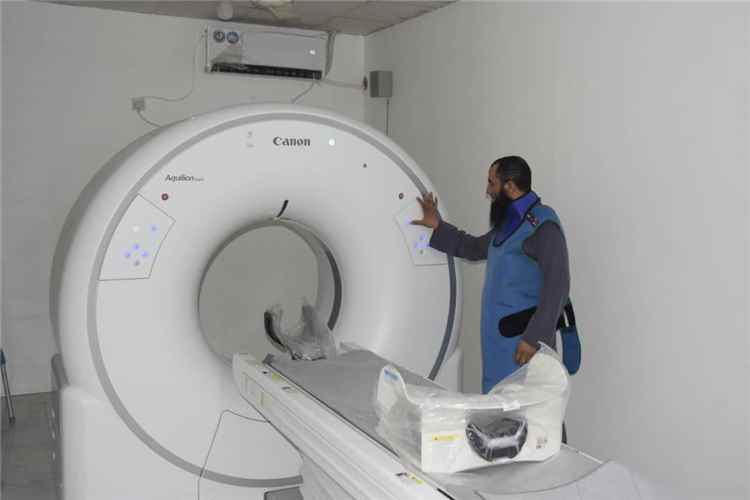 مدير مستشفى طور سيناء التخصصي لعدن الغد: لدينا جهاز أشعة مقطعية هو الوحيد في محافظة لحج