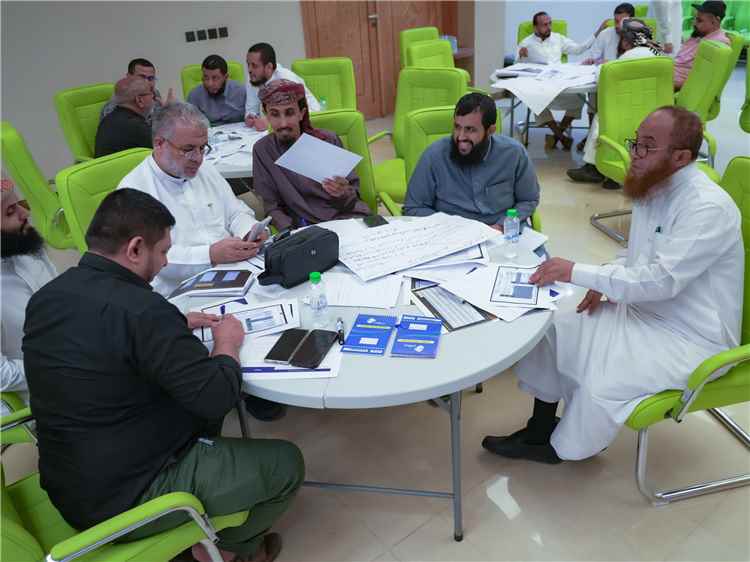 مركز القطيبي للتدريب والاستشارات يختتم دورة حول الأدوات الحديثة لتحليل المشكلات واتخاذ القرارات