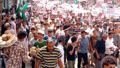 مسيرة الجماهيرية دعما لمعركة التحرير وحماية السيادة