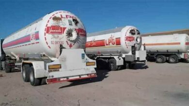 مصدر بـ «في منشاة الغاز عدن»: استمرار القطاعات القبلية في مأرب يتسبب بتعذر توزيع الغاز للمواطنين بيوم غدٍ الأربعاء