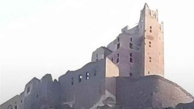 مقتل طفل وإصابة أربعة آخرين برصاص مسلحين في عمران