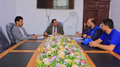 مكتب التخطيط والتعاون الدولي في مأرب يناقش مع الإعانة الإسلامية الفرنسية مشروعًا متعدد القطاعات