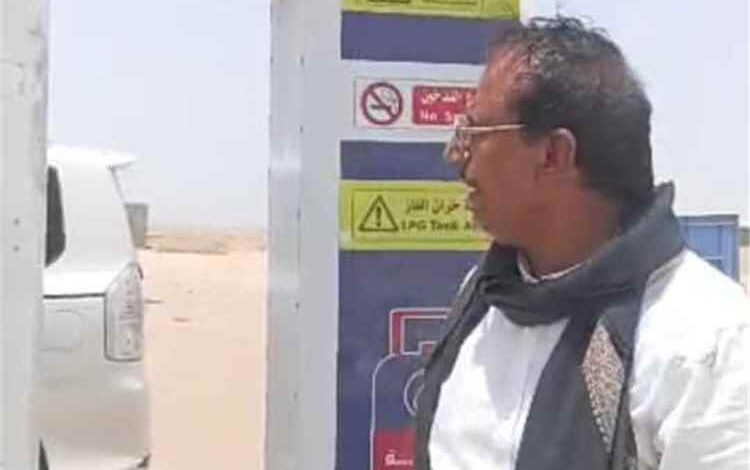 مكتب الصناعة والتجارة بمديرية تبن يضبط محطتي غاز مخالفتين للتسعيرة الرسمية خلال حملة رقابية ميدانية