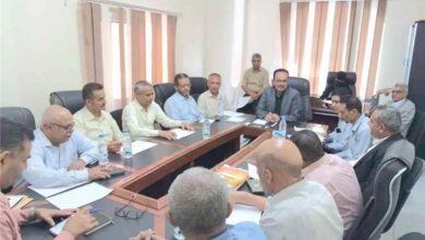 مناقشة مستوى الجاهزية والوضع الصحي في مستشفيات تعز