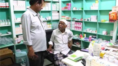 نائب مدير مكتب وزارة الصحة العامري يتفقد سير العمل بمركز الامومة والطفولة بحي الوحدة بسيئون