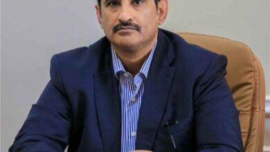نائب وزير النقل: الهجمات الحوثية على السفن التجارية تهدد الملاحة الدولية وتتطلب موقفا دوليا أكثر فاعلية
