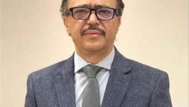 نجيب غلاب: تصعيد الحوثيين يعكس ضغوطاً إيرانية متزايدة