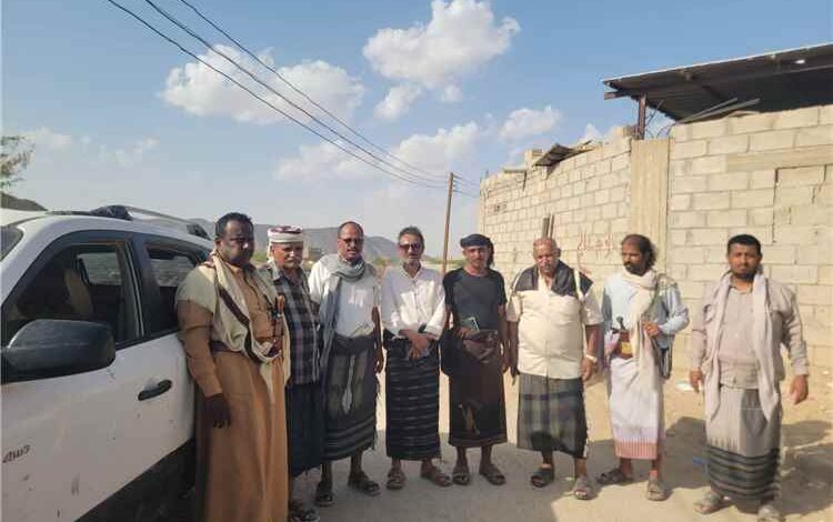 نزول ميداني لإعداد دراسة فنية لإعادة تأهيل خط الصرف الصحي بالجهة الغربية لسوق مديرية انصاب