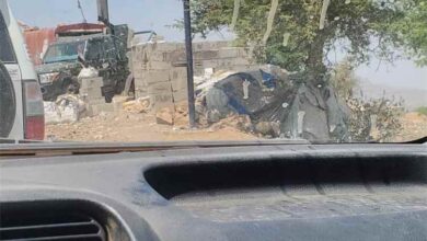 نقطة أمنية بين لحج وتعز تحت الشكوى.. مسافرون يتهمون أفرادها بالابتزاز وطلب الأموال