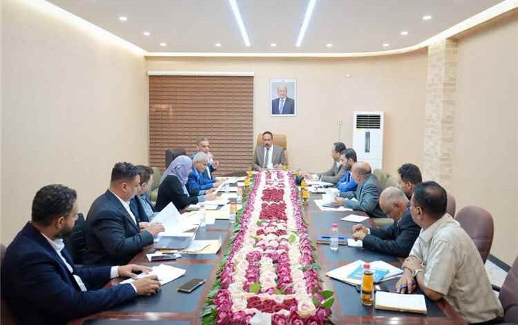 وزير الأشغال يرأس اجتماع مجلس إدارة صندوق صيانة الطرق ويبحث أولويات المرحلة المقبلة